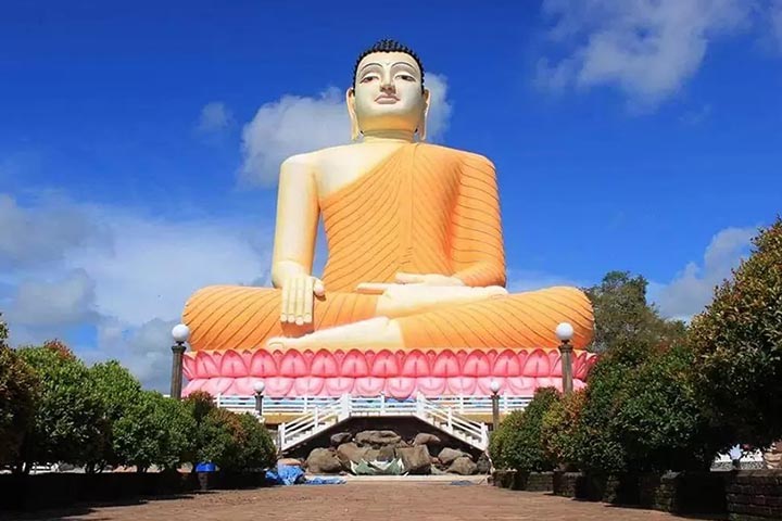 Kandevihare Buddhist Temple