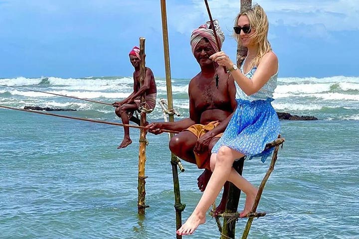 Ceylon Master Tours - Stilt Fisherman